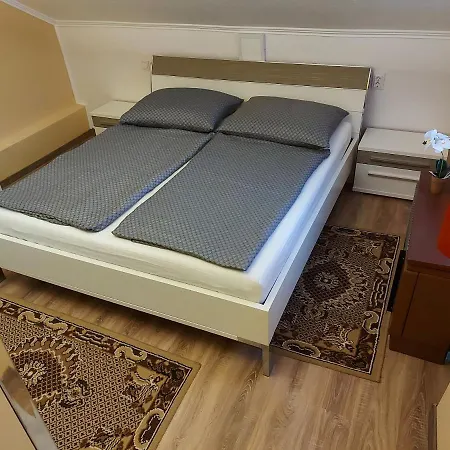 Appartement Eliza Haza *